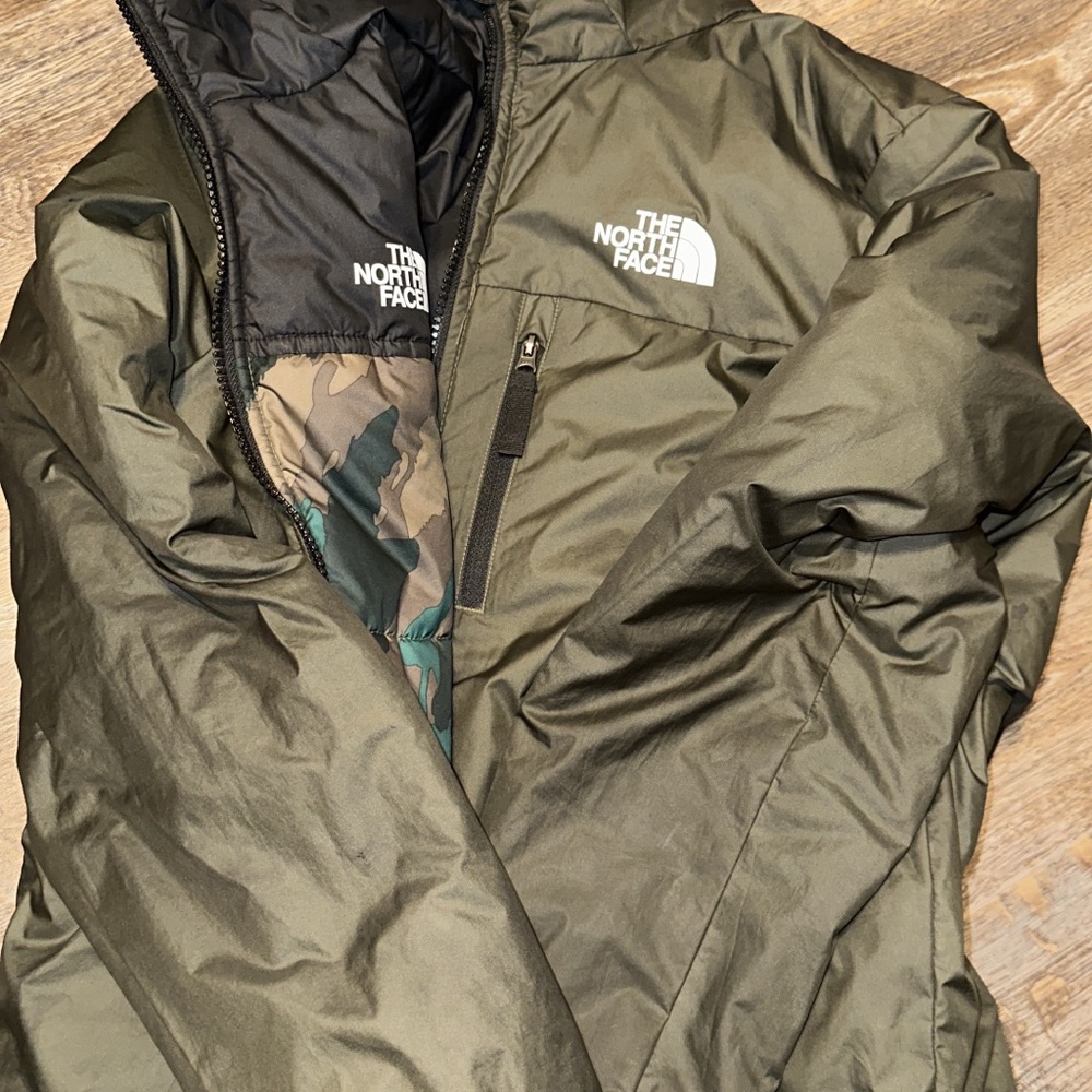 Boys north face coat